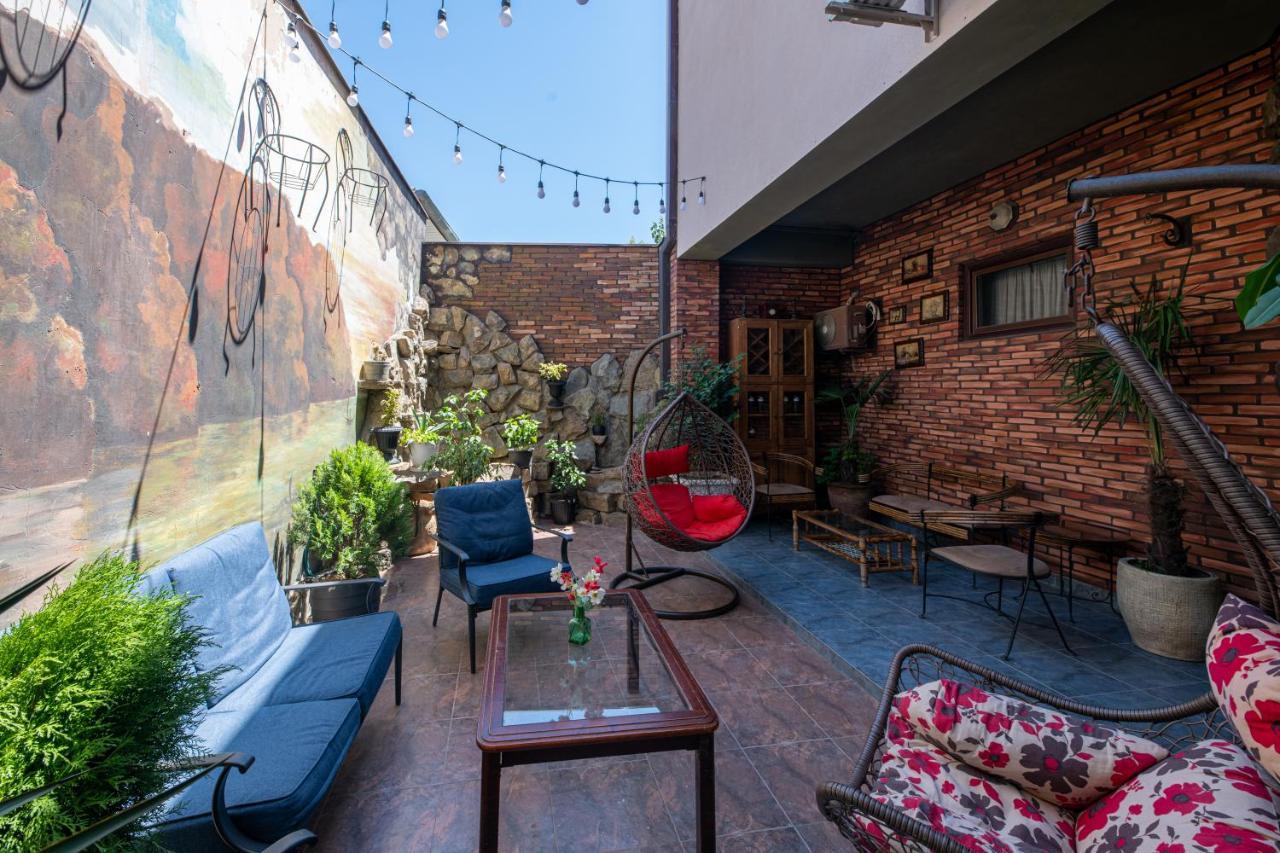 Ponto Gallery Boutique Hotel Tbilisi Bagian luar foto