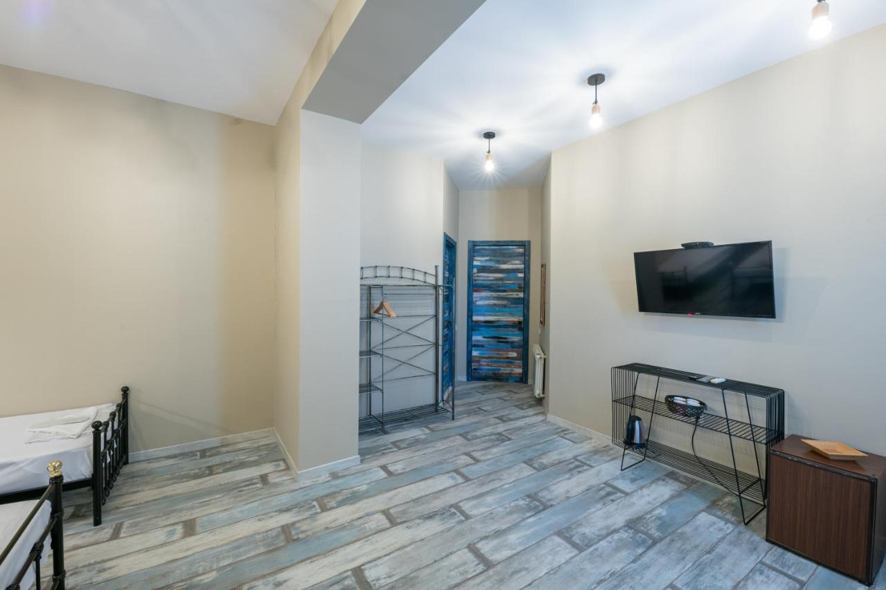 Ponto Gallery Boutique Hotel Tbilisi Bagian luar foto